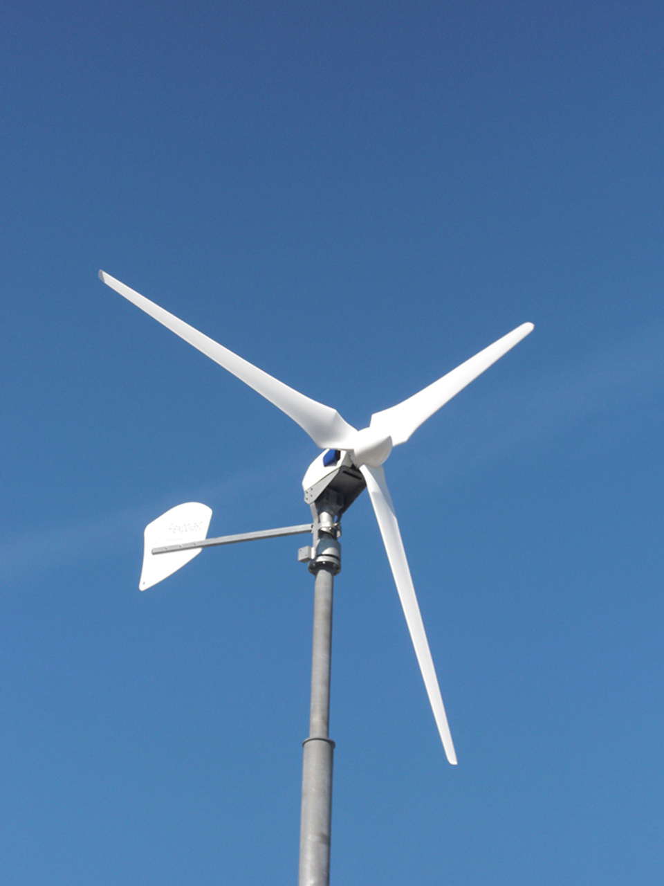 Windkraft2 bei B+M Elektrotechnik GmbH & Co.KG in Halle