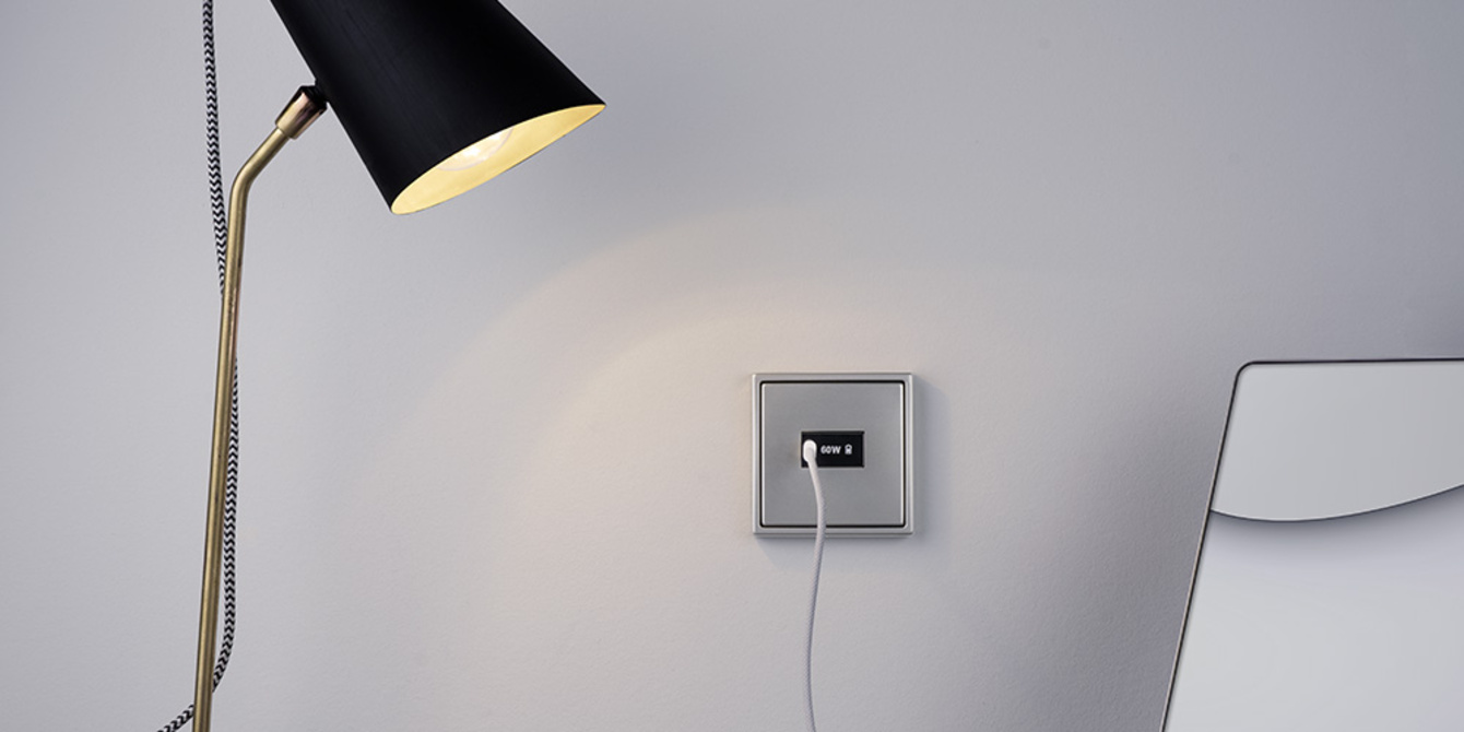 Ladegerät USB PD 60 bei B+M Elektrotechnik GmbH & Co.KG in Halle