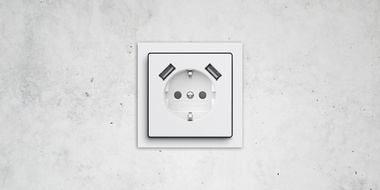 SCHUKO® USB-Steckdose bei B+M Elektrotechnik GmbH & Co.KG in Halle