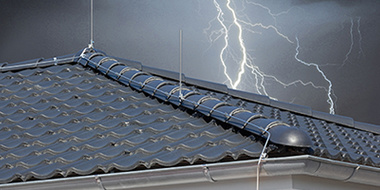 Äußerer Blitzschutz bei B+M Elektrotechnik GmbH & Co.KG in Halle