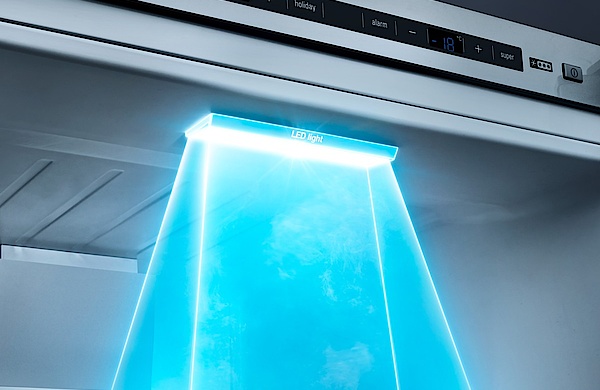 LED Licht bei B+M Elektrotechnik GmbH & Co.KG in Halle
